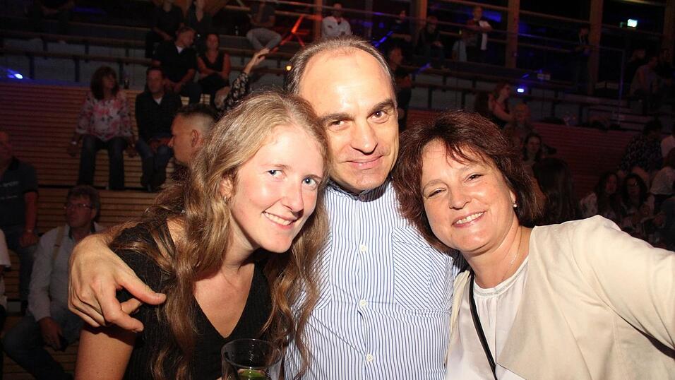 Auf der Eskara &Uuml;30-Party in Essenbach war wieder viel los.