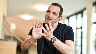 Der Münchner Lyriker und Dramatiker Albert Ostermaier Der Münchner Lyriker und Dramatiker Albert Ostermaier