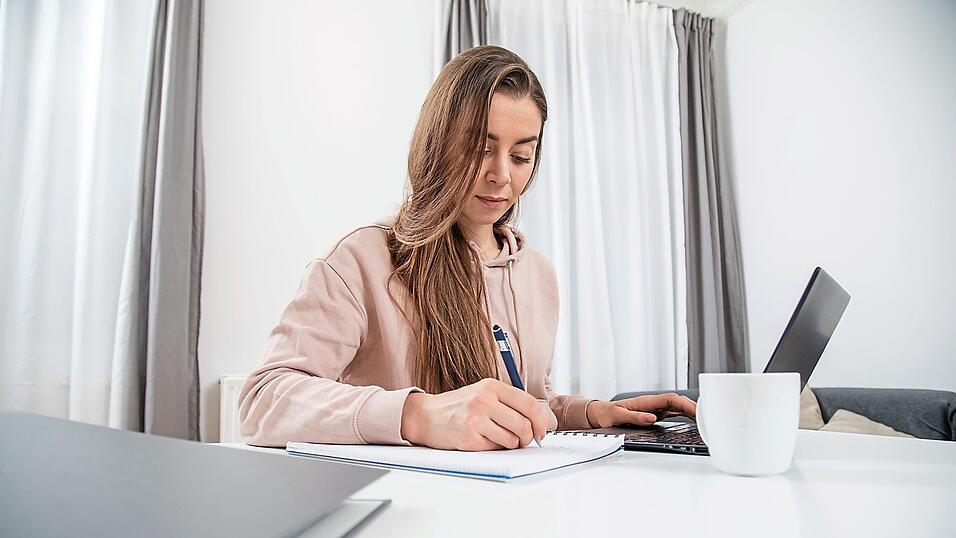 Anlageformen abseits von Sparbuch und Co. gibt es viele. Da hei&szlig;t es rechnen und vergleichen.