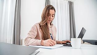 Anlageformen abseits von Sparbuch und Co. gibt es viele. Da hei&szlig;t es rechnen und vergleichen.