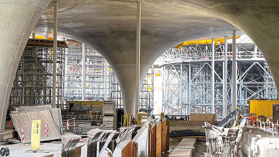 Der Bau des Durchgangsbahnhofs in Stuttgart und die Verbindung nach Ulm waren über die Jahre immer teurer geworden.