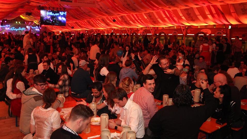 Die sch&ouml;nsten Bilder vom 21. Starkbierfest in Landshut.