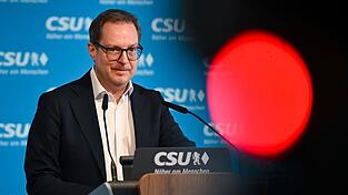 Martin Huber übt heftige Kritik an den rot-grün-roten Sondierungen. (Archivbild) Martin Huber übt heftige Kritik an den rot-grün-roten Sondierungen. (Archivbild)