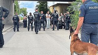 Protest gegen das Afuera-Fest auf dem Pürkelgut-Gelände. Protest gegen das Afuera-Fest auf dem Pürkelgut-Gelände.