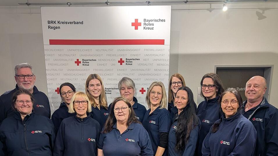 Sie sind ehrenamtlich da, um zu helfen: das BRK-Kriseninterventionsteam des Landkreises Regen. Sie sind ehrenamtlich da, um zu helfen: das BRK-Kriseninterventionsteam des Landkreises Regen.