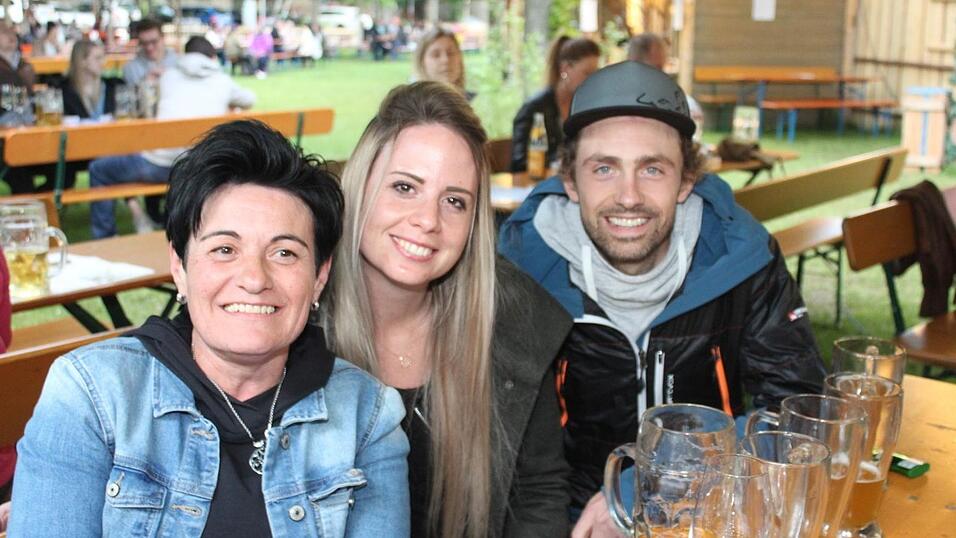 Die Landshuter genießen die neuen Freiheiten und das gute Wetter. Die Landshuter genießen die neuen Freiheiten und das gute Wetter.