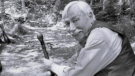 Manfred B&ouml;ckl (1948-2026)