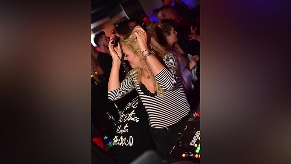 Schickes Parytvolk im Stars am Samstag in Landshut