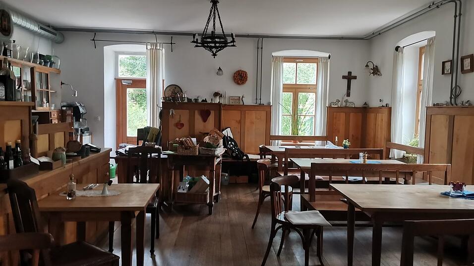 Das Bio-Wirtshaus 'Zum Fliegerbauern' in Passau. Das Bio-Wirtshaus 'Zum Fliegerbauern' in Passau.