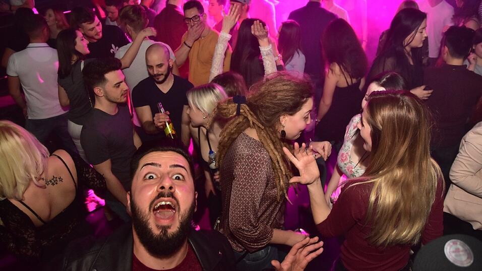 Im Stars wurde wurde wieder getanzt und gefeiert, bis das Licht anging.