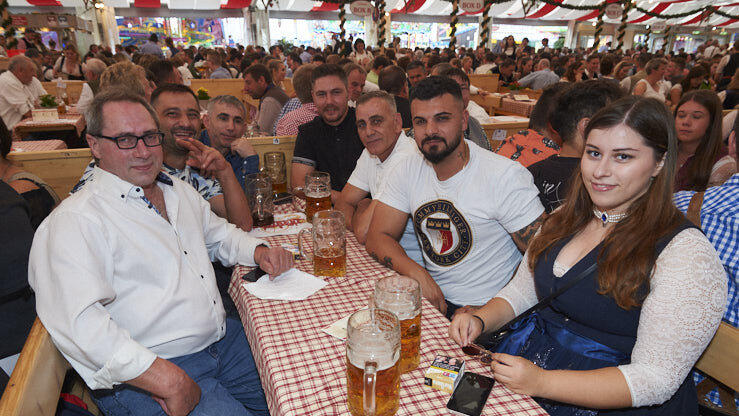 Die Partybilder von Freitag, 19. August 2022, aus dem Festzelt Lechner.