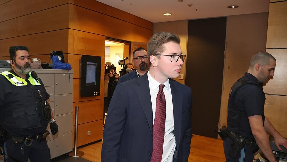 Nach Ansicht des AfD-Politikers sollte das Verfahren eingestellt werden. (Archivbild) Nach Ansicht des AfD-Politikers sollte das Verfahren eingestellt werden. (Archivbild)