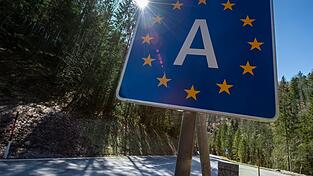 Die neue Buslinie soll den Achenpass vom Individualverkehr entlasten. (Archivbild)