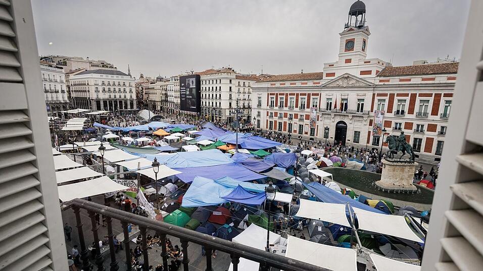 Proteste gab es nicht nur in Madrid, sondern landesweit. (Archivbild) Proteste gab es nicht nur in Madrid, sondern landesweit. (Archivbild)