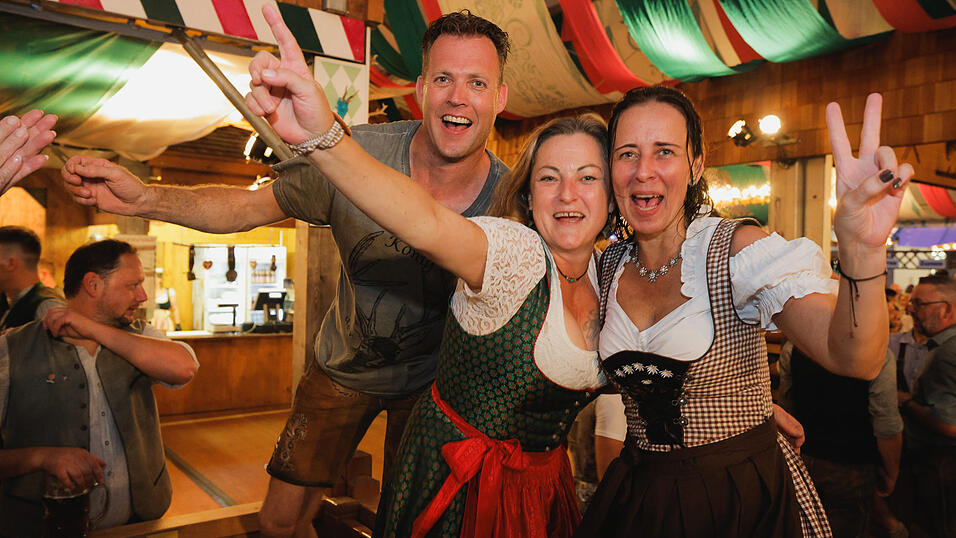 Die Partybilder vom Samstag, 10. August 2024, aus dem Festzelt Weckmann. Die Partybilder vom Samstag, 10. August 2024, aus dem Festzelt Weckmann.
