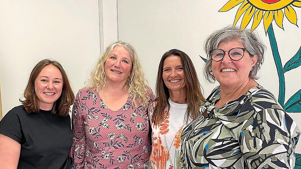 Ein Teil des großen Teams von 'Startklar Niederbayern' (von links): FranziskaBrich, Monika Braun, Marion Stöckl und Barbara Bruckmeier Ein Teil des großen Teams von 'Startklar Niederbayern' (von links): FranziskaBrich, Monika Braun, Marion Stöckl und Barbara Bruckmeier
