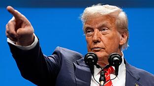 Die US-Regierung unter Präsident Trump hegt weiter Besitzansprüche auf Grönland. (Archivbild) Die US-Regierung unter Präsident Trump hegt weiter Besitzansprüche auf Grönland. (Archivbild)