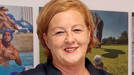 Die 65 Jahre alte gelernte Erzieherin Michaela Engelmeier saß von 2013 bis 2017 für die SPD im Deutschen Bundestag und war dort unter anderem sportpolitische Sprecherin der SPD-Bundestagsfraktion im Sportausschuss sowie Mitglied im SPD-Fraktionsvorstand.