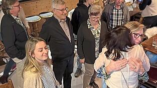 Auch die Freien W&auml;hler in Ergoldsbachfeierten.