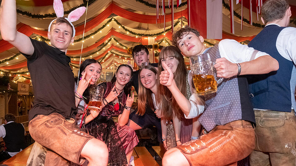 Die Partybilder vom Sonntag, 13. August 2023, aus dem Festzelt Greindl. Die Partybilder vom Sonntag, 13. August 2023, aus dem Festzelt Greindl.