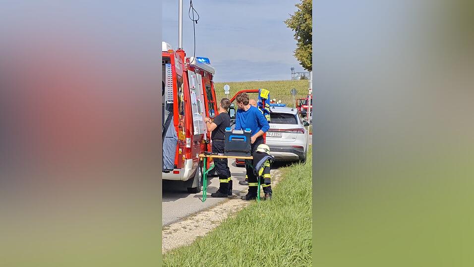 Auf einem landwirtschaftlichen Anwesen bei Vilsbiburg ist am Sonntag ein Feuer ausgebrochen. Auf einem landwirtschaftlichen Anwesen bei Vilsbiburg ist am Sonntag ein Feuer ausgebrochen.