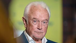 „Die letzten Wahlsonntage waren schmerzliche Tage für die FDP“, sagt der Vorsitzende Wolfgang Kubicki im Gespräch mit unserer Redaktion. „Die letzten Wahlsonntage waren schmerzliche Tage für die FDP“, sagt der Vorsitzende Wolfgang Kubicki im Gespräch mit unserer Redaktion.