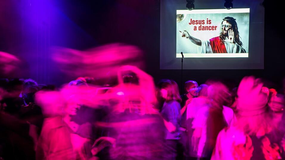 Wie 2023 in Stuttgart sind auch in diesem Jahr wieder Protest-Tanzevents geplant.(Symbolbild).