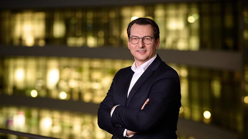 Noch ist Milan Nedeljkovic Produktionsvorstand bei BMW - kommendes Jahr soll er an die Spitze des Unternehmens aufrücken. Noch ist Milan Nedeljkovic Produktionsvorstand bei BMW - kommendes Jahr soll er an die Spitze des Unternehmens aufrücken.