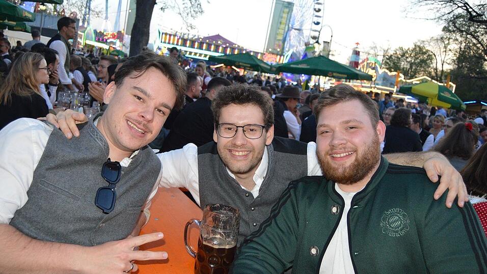 Viele Landshuter feierten am Freitag auf der Dult.&nbsp;