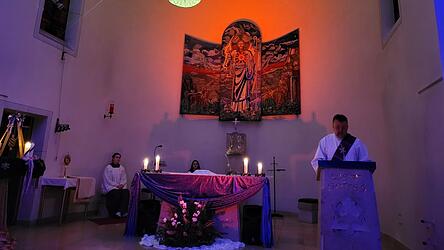 Der Adler stand im Mittelpunkt.