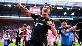 Doppeltorschütze in Freiburg: Bayerns Tom Bischof. Doppeltorschütze in Freiburg: Bayerns Tom Bischof.