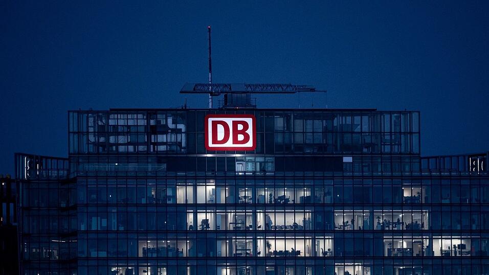 Die Bahn bekommt aus dem Verkehrsministerium eine neue Strategie. (Archivbild)