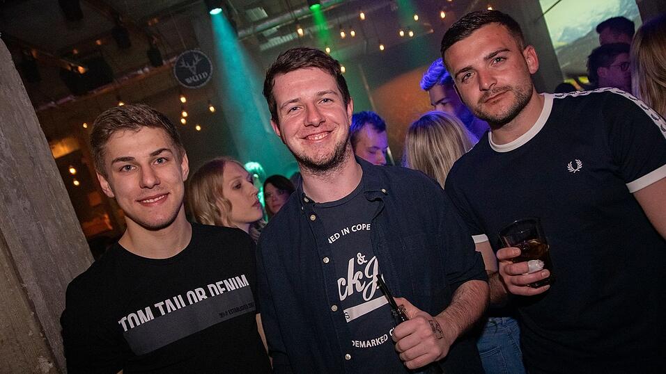 Die Stimmung bei den Partygängern am Samstagabend war prächtig. Die Stimmung bei den Partygängern am Samstagabend war prächtig.