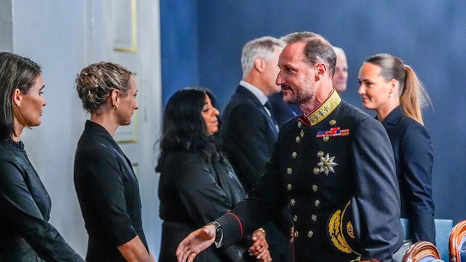 König Haakon (M) wird sich heute an das Volk wenden. König Haakon (M) wird sich heute an das Volk wenden.