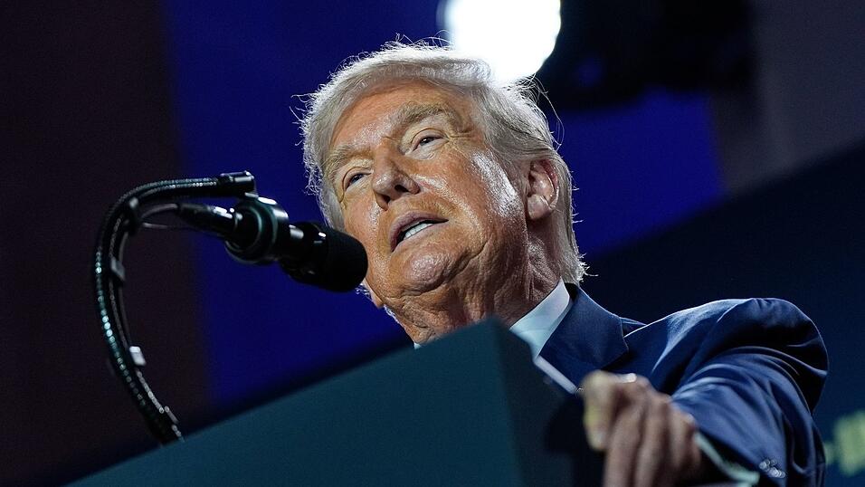 US-Präsident Donald Trump will weniger Leitplanken für amerikanische KI. US-Präsident Donald Trump will weniger Leitplanken für amerikanische KI.