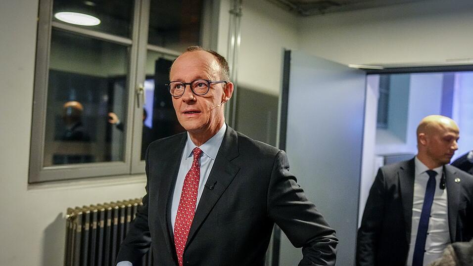 In der «Wahlarena» werden die Kanzlerkandidaten nacheinander befragt. Friedrich Merz von der Union ist zuerst an der Reihe. In der «Wahlarena» werden die Kanzlerkandidaten nacheinander befragt. Friedrich Merz von der Union ist zuerst an der Reihe.