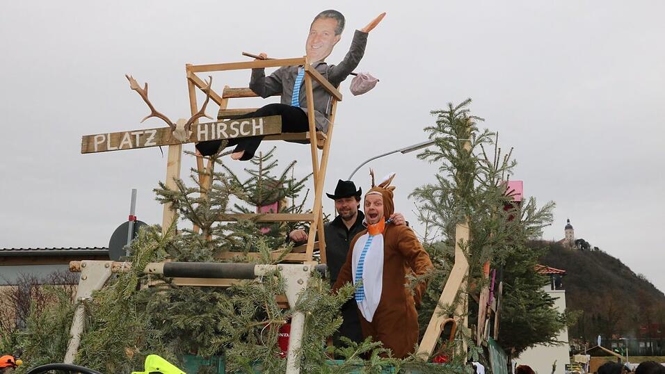 Die schönsten Bilder von den Faschingsumzügen in Bogen aus den vergangenen Jahren Die schönsten Bilder von den Faschingsumzügen in Bogen aus den vergangenen Jahren