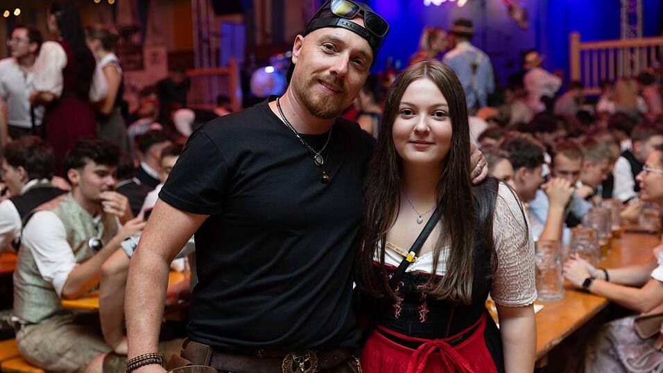 Die Partybilder vom Samstag, 8. August, aus dem Festzelt Reisinger. Die Partybilder vom Samstag, 8. August, aus dem Festzelt Reisinger.