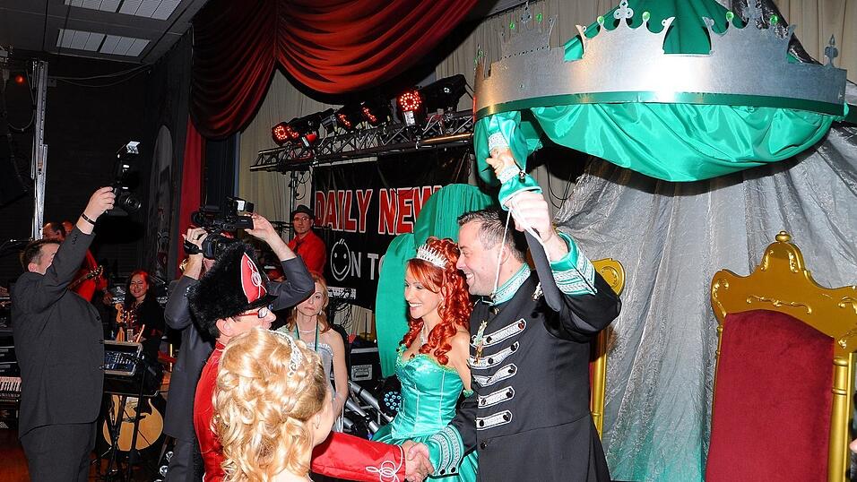 Impressionen vom Intrhonisationsball 2015 der Narrhalla Moosburg. (Foto: Ren&eacute; Spanier)