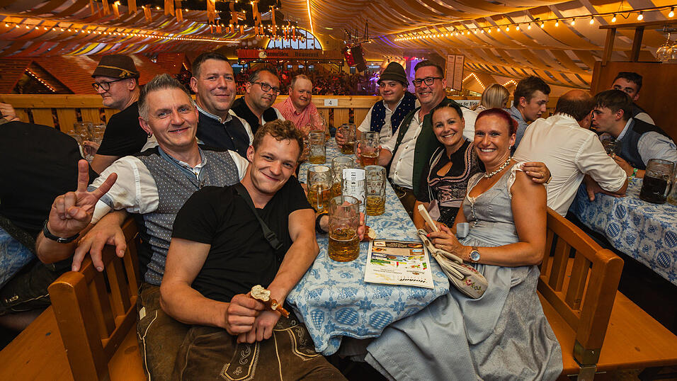 Die Partybilder vom Donnerstag, 15. August, aus dem Festzelt Nothaft. Die Partybilder vom Donnerstag, 15. August, aus dem Festzelt Nothaft.