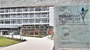 Im Zusammenhang mit der FFP2-Maskenpflicht f&uuml;r Entbindende spricht AfD-Landtagsabgeordnete Katrin Ebner-Steiner von einer 'unmenschlichen Praxis' am Donau-Isar-Klinikum in Deggendorf.