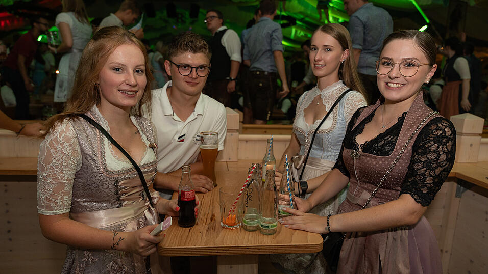 Die Partybilder vom Samstg, 19. August 2023, aus dem Festzelt Reisinger. Die Partybilder vom Samstg, 19. August 2023, aus dem Festzelt Reisinger.
