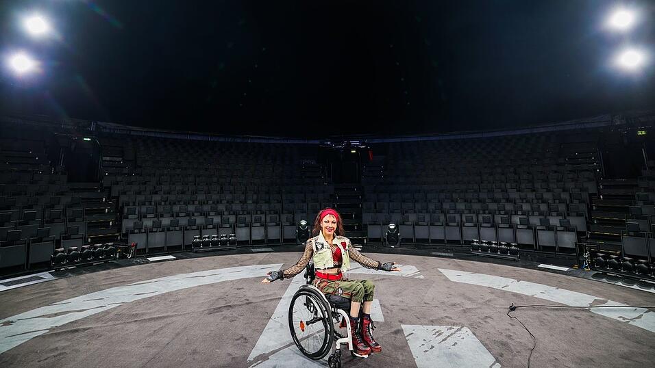 Die gelernte Zirkusartistin hatte der Manege nach einem Trapezunfall jahrelang den R&uuml;cken gekehrt.