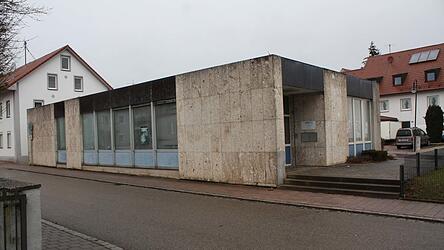 Das Geb&auml;ude der alten Sparkasse soll in der Zukunft f&uuml;r die Volkshochschule genutzt werden.