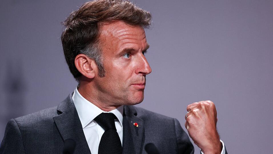 Emmanuel Macron, Präsident von Frankreich, trieb unter anderem ein Social-Media-Verbot für unter 15-Jährige voran. Emmanuel Macron, Präsident von Frankreich, trieb unter anderem ein Social-Media-Verbot für unter 15-Jährige voran.