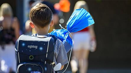 F&uuml;r viele Kinder beginnt am 15. September der &bdquo;Ernst des Lebens&ldquo;. F&uuml;nf Straubinger Schulverantwortliche erinnern sich an ihren ersten Schultag zur&uuml;ck.
