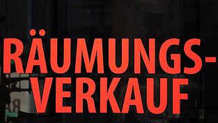 Die Auskunftei Creditreform rechnet damit, dass die Zahl der Firmenpleiten in Deutschland weiter nach oben gehen wird: «Der Pleite-Höhepunkt ist noch nicht erreicht.» (Symbolbild) Die Auskunftei Creditreform rechnet damit, dass die Zahl der Firmenpleiten in Deutschland weiter nach oben gehen wird: «Der Pleite-Höhepunkt ist noch nicht erreicht.» (Symbolbild)