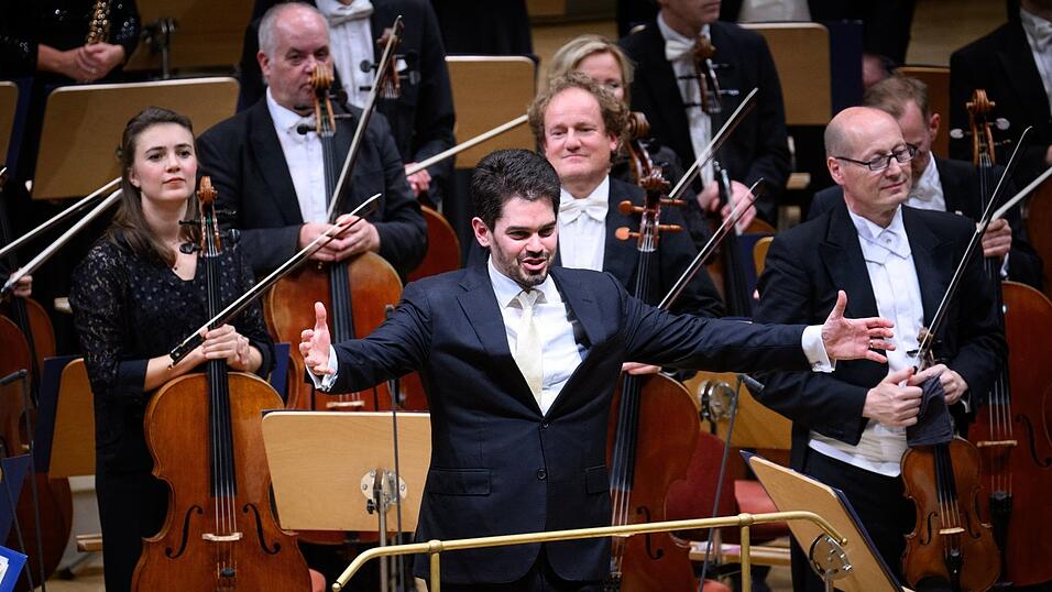 Schon &ouml;fter hat Shani die M&uuml;nchner Philharmoniker dirigiert. (Archivbild)