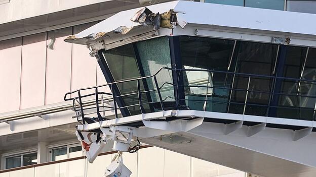 Die besch&auml;digte &laquo;Mein Schiff 3&raquo; muss in eine Werft.