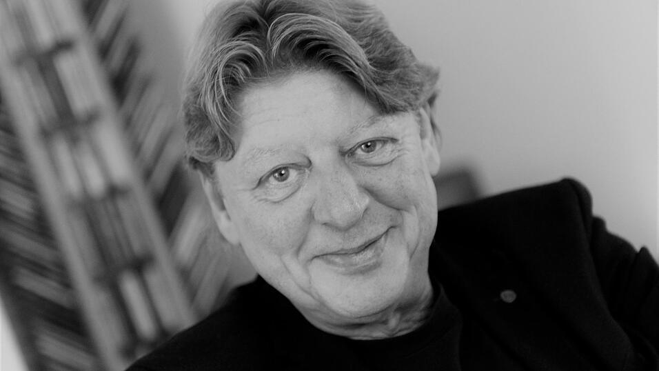 Der TV-Moderator Walter Freiwald ist tot. Das teilte RTL am Mittwochabend mit.